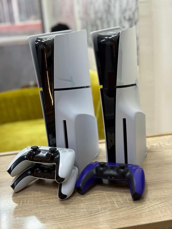 2units of neat PS5 SLIM