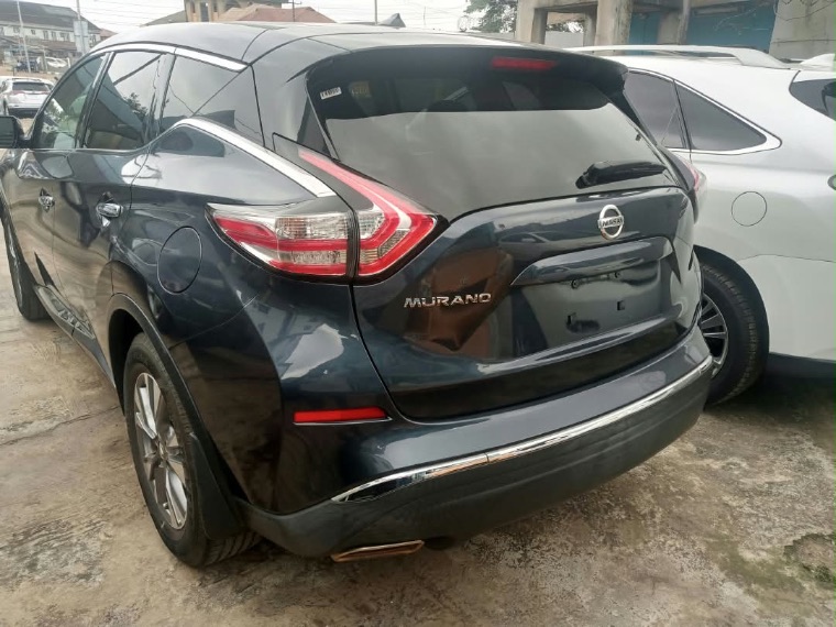 Nissan Murano thumbnail 7