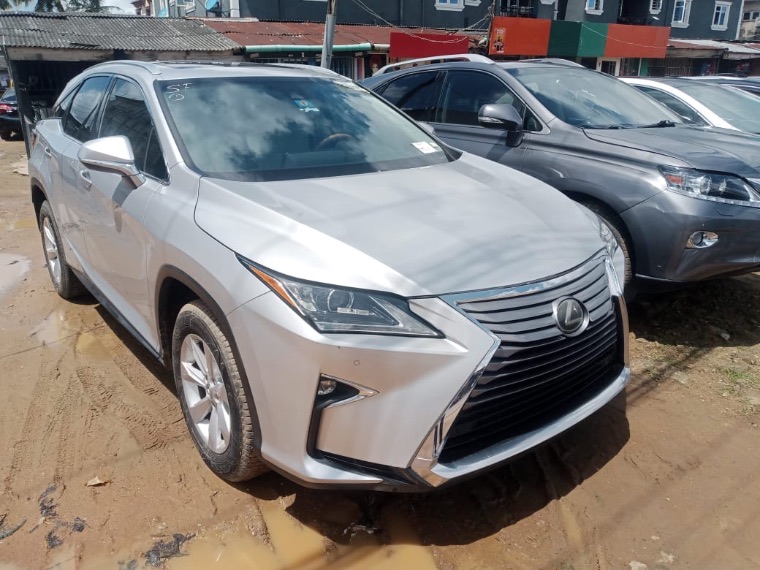 Lexus Rx 350 thumbnail 1