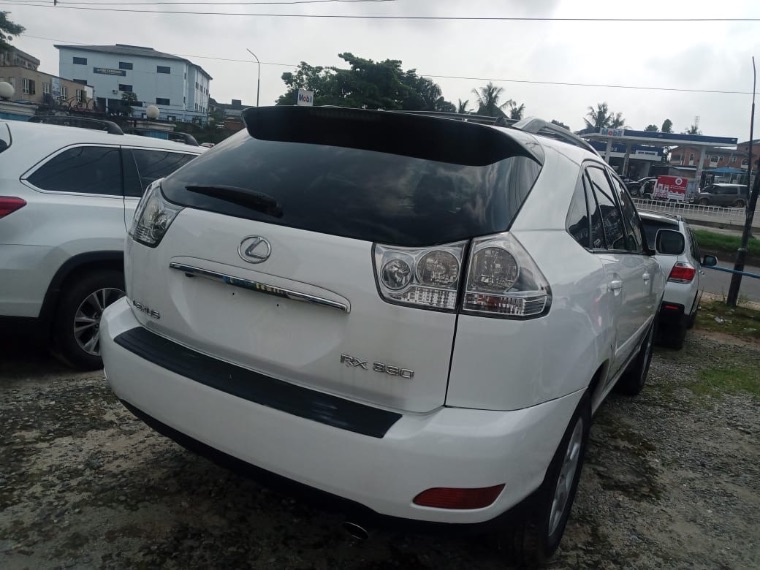 Lexus RX 330 thumbnail 9