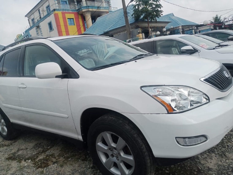 Lexus RX 330 thumbnail 10