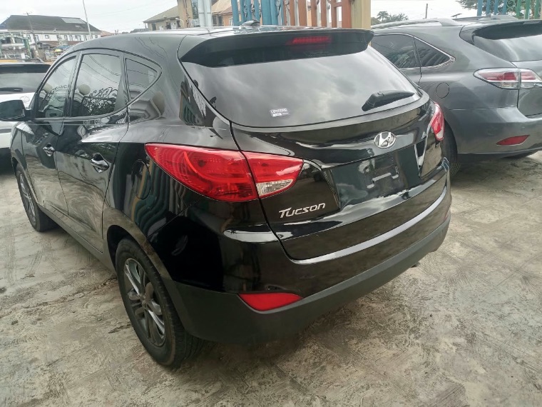 Hyundai Tucson thumbnail 8